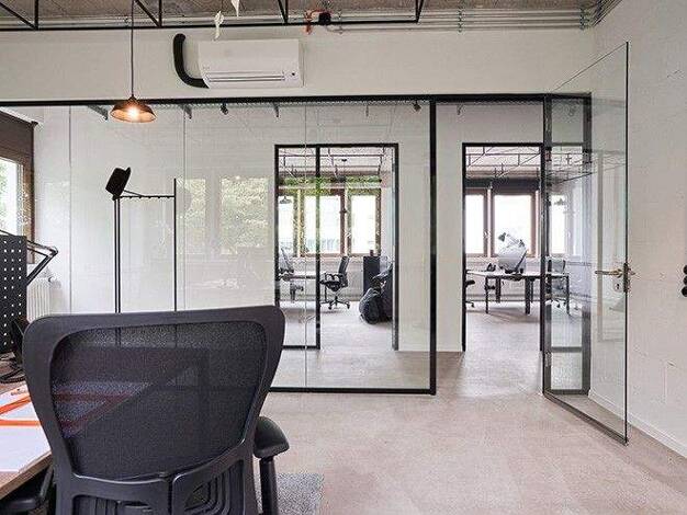 Bürofläche zur Miete 580 € 24 m² Bürofläche teilbar ab 24 m² Stresemannallee 6 Hammfeld Neuss 41460