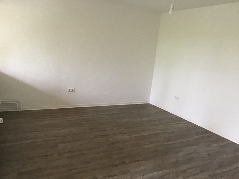 Wohnung zur Miete 822,33 € 3,5 Zimmer 95,6 m²<br/>Wohnfläche 2.<br/>Geschoss 13.10.2024<br/>Verfügbarkeit Reichweinweg 14 Mühlenberg Hannover 30457