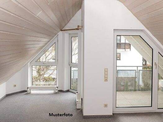 Wohnung zum Kauf 201.000 € 4 Zimmer 110 m² Freiberg 09599