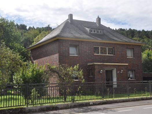 Haus zum Kauf 299.000 € 6 Zimmer 180 m² 1.500 m² Grundstück Kall 53925