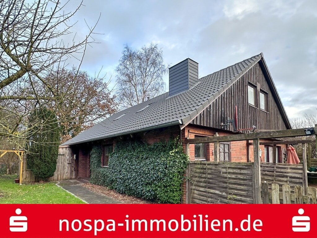 Einfamilienhaus zum Kauf 220.000 € 4 Zimmer 115 m²<br/>Wohnfläche 1.402 m²<br/>Grundstück Enge-Sande 25917