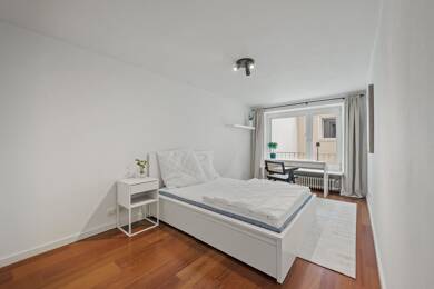 WG-Zimmer zur Miete Wohnen auf Zeit 990 € 17 m² 1. Geschoss frei ab sofort Maxvorstadt München 80797