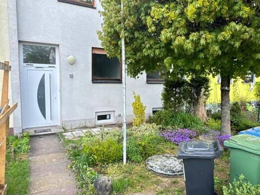 Reihenmittelhaus zum Kauf 549.000 € 6 Zimmer 113 m² 178 m² Grundstück Bruck Erlangen 91058