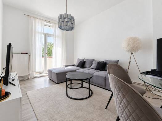 Wohnung zur Miete 600 € 3 Zimmer 62,5 m² 2. Geschoss frei ab 01.11.2026 Regensburger Straße West 28215