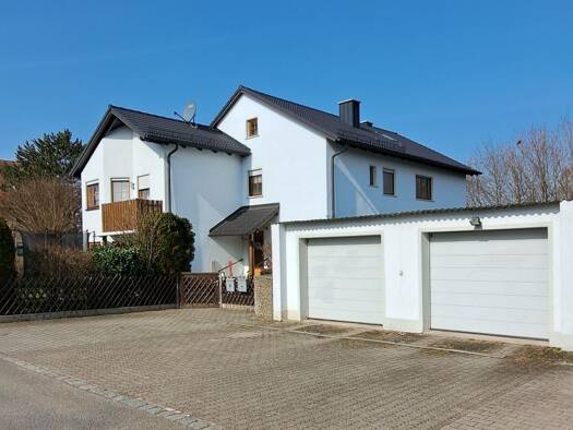 Mehrfamilienhaus zum Kauf provisionsfrei 890.000 € 9 Zimmer 261 m² 838 m² Grundstück Kriegenbrunn Erlangen 91056