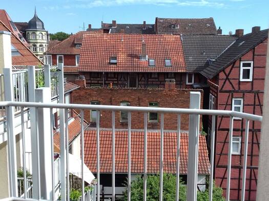 Maisonette zur Miete 990 € 3 Zimmer 91 m² 3. Geschoss frei ab 01.12.2026 Burgstraße 37 B Göttingen Göttingen 37073