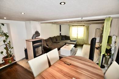 Mehrfamilienhaus zum Kauf 119.000 € 6 Zimmer 150 m² 218 m² Grundstück Distelhausen Tauberbischofsheim 97941