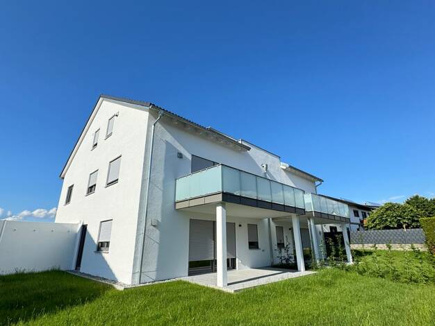 Wohnung zur Miete 861 € 3 Zimmer 82,2 m² 1. Geschoss frei ab sofort Altenmarkter Straße 16 Haidhäuser Cham 93413