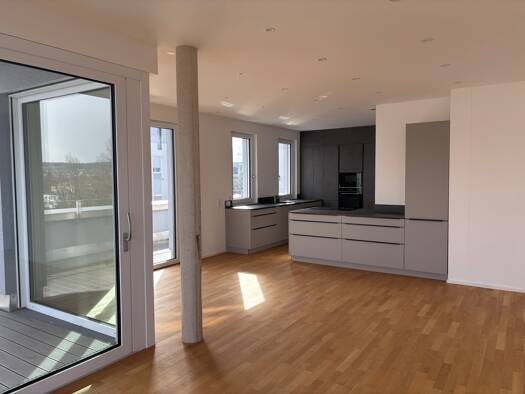 Penthouse zur Miete 3 Zimmer 187,6 m² 4. Geschoss frei ab sofort Weiden 92637