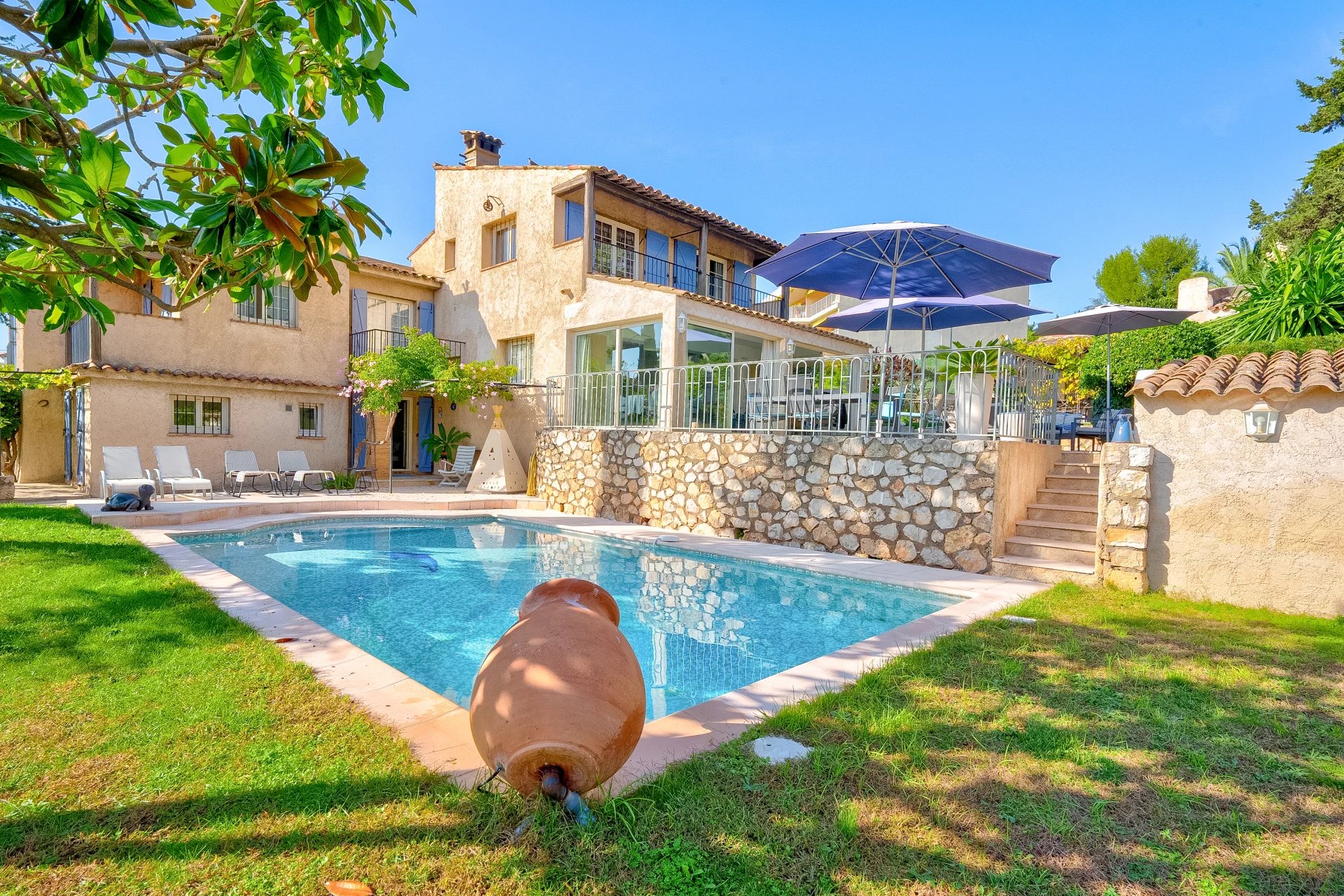 Einfamilienhaus zum Kauf 1.590.000 € 9 Zimmer 244,4 m²<br/>Wohnfläche 1.360 m²<br/>Grundstück Place de Gaulle ANTIBES 06600