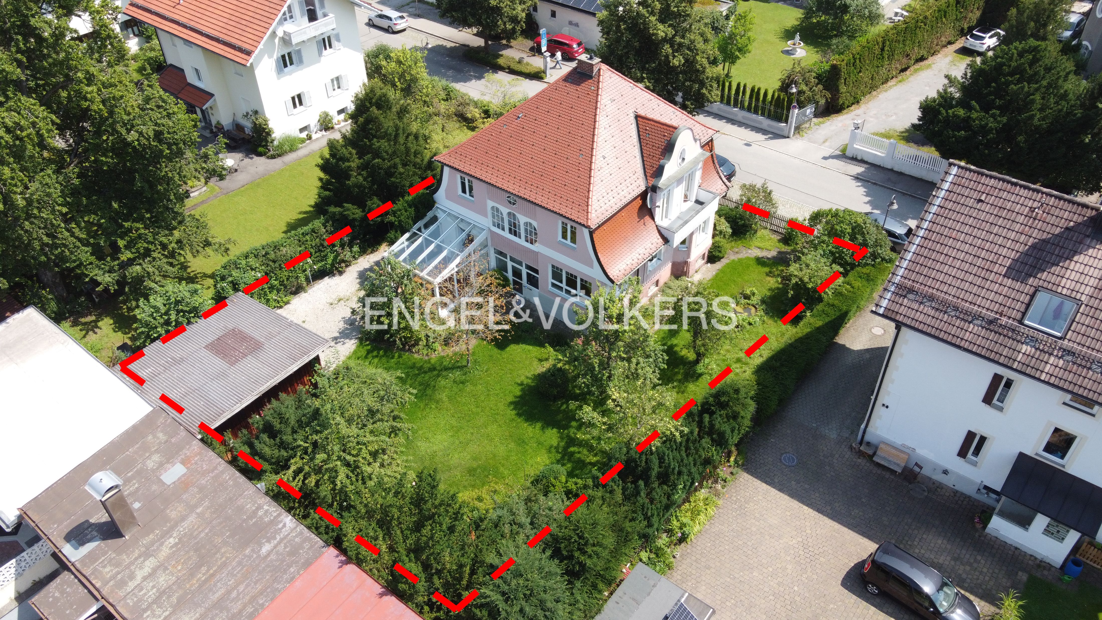 Stadthaus zum Kauf 1.250.000 € 6 Zimmer 242 m²<br/>Wohnfläche 760 m²<br/>Grundstück ab sofort<br/>Verfügbarkeit Füssen Füssen 87629