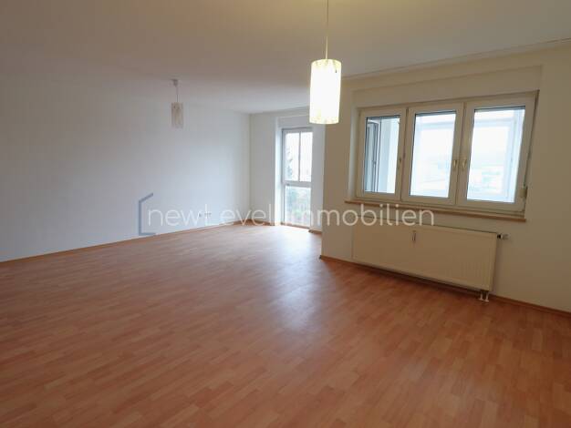 Wohnung zum Kauf - Neubau provisionsfrei 167.670 € 1 Zimmer 48,6 m² 2. Geschoss Neutraubling 93073
