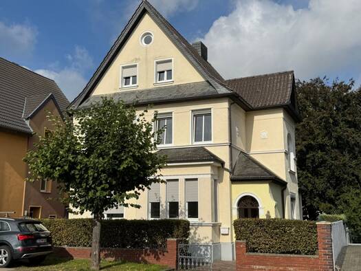Haus zur Miete 1.760 € 8 Zimmer 230 m² 646 m² Grundstück Aldenhoven Aldenhoven 52457