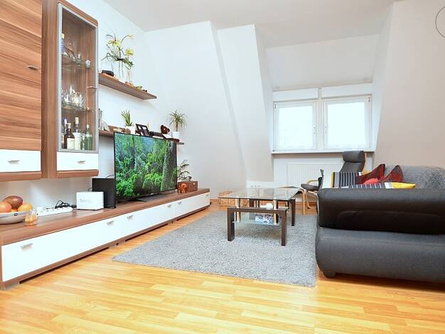 Wohnung zur Miete auf Zeit 890 € 2 Zimmer 62 m² frei ab 01.10.2026 Fischbach Östliche Außenstadt 90475