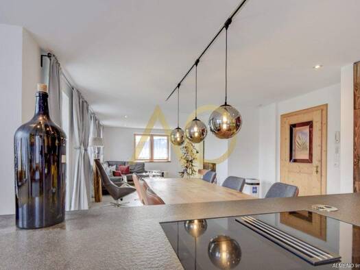 Einfamilienhaus zum Kauf 8 Zimmer 180 m² 570 m² Grundstück St. Johann in Tirol 6380