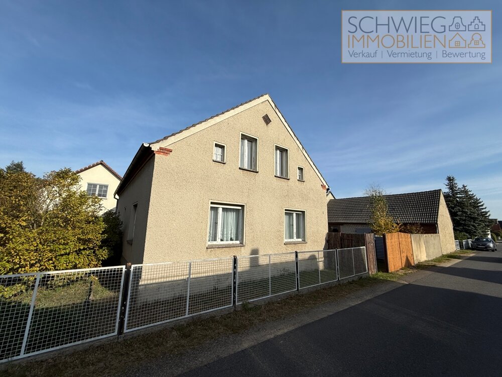 Einfamilienhaus zum Kauf 98.500 € 6 Zimmer 110 m²<br/>Wohnfläche 870 m²<br/>Grundstück Laubsdorf Neuhausen/Spree Laubsdorf 03058