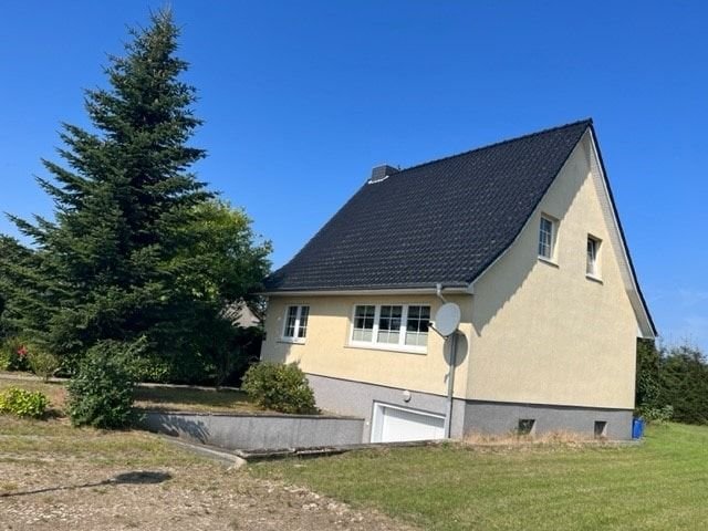 Einfamilienhaus zum Kauf 262.000 € 5 Zimmer 192 m²<br/>Wohnfläche 1.281 m²<br/>Grundstück 01.12.2024<br/>Verfügbarkeit Dettmannsdorf-Kölzow Dettmannsdorf 18334