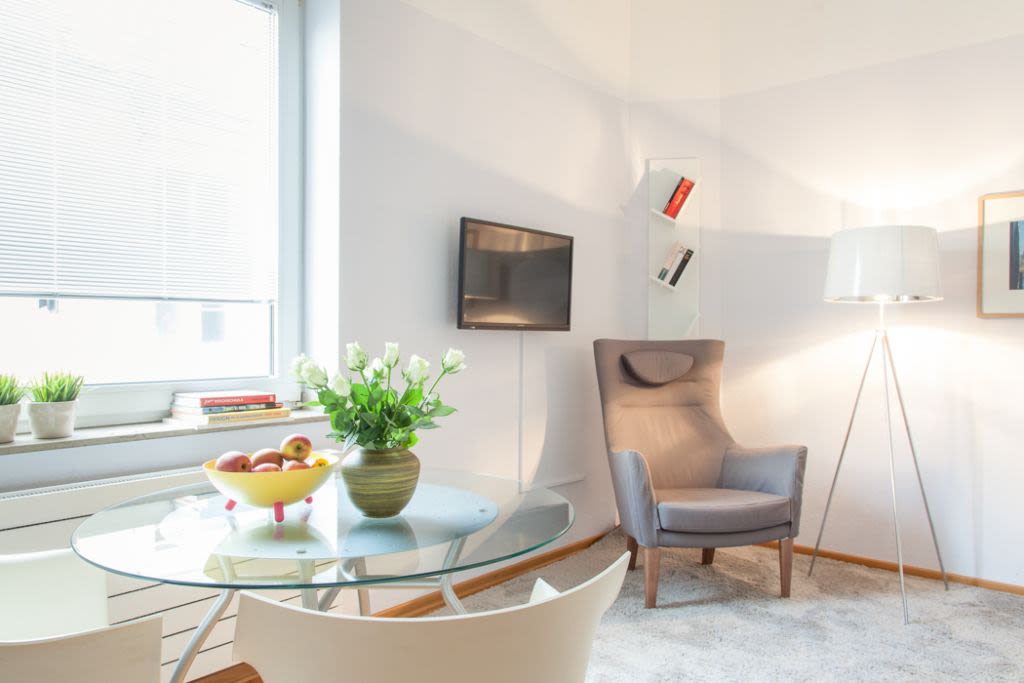 Wohnung zur Miete Wohnen auf Zeit 1.340 € 1 Zimmer 23 m²<br/>Wohnfläche 01.11.2024<br/>Verfügbarkeit Werderstraße Neustadt - Nord Köln 50672