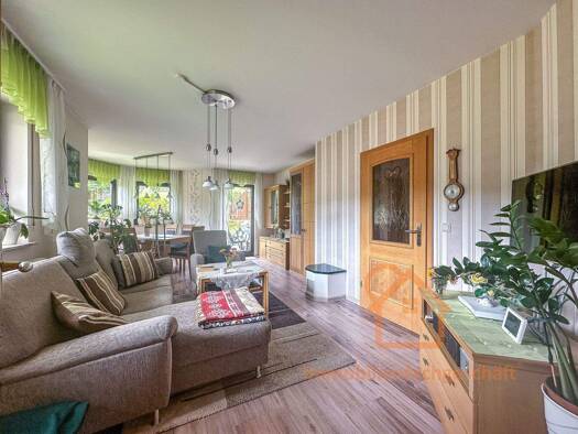 Einfamilienhaus zum Kauf 349.500 € 5 Zimmer 170 m² 1.210 m² Grundstück frei ab 01.05.2026 Elgersburg 98716