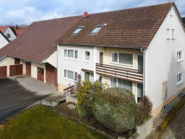 Mehrfamilienhaus zum Kauf 355.000 € 10 Zimmer 278,1 m² 1.743 m² Grundstück Andelfingen Langenenslingen 88515