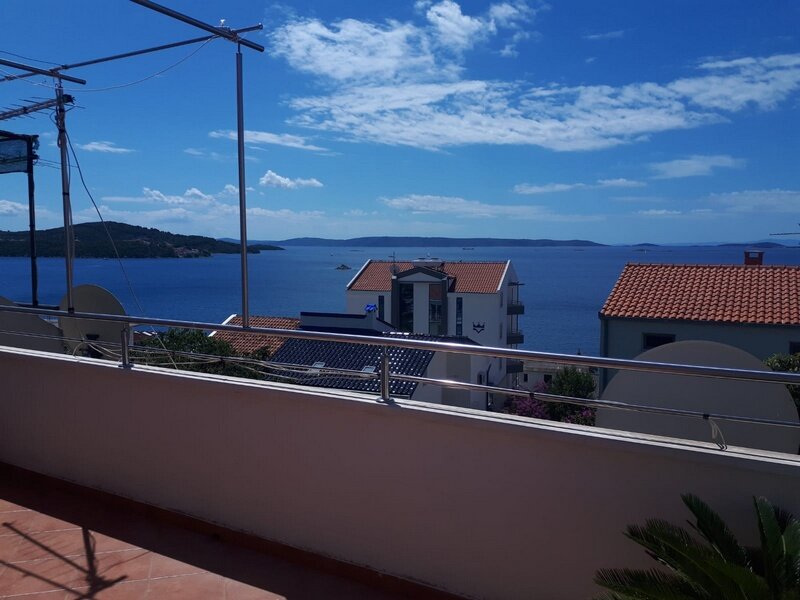 Einfamilienhaus zum Kauf 430.000 € 6 Zimmer 212 m²<br/>Wohnfläche 305 m²<br/>Grundstück Trogir 21220