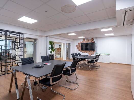 Bürofläche zum Kauf 995.000 € 7 Zimmer 350,9 m² Bürofläche Augsburg 86150