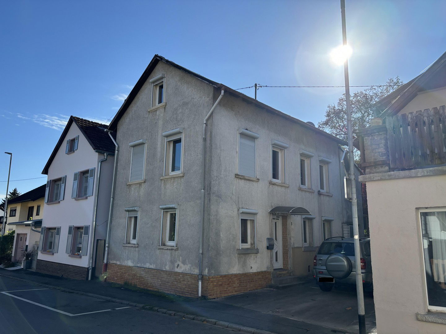 Einfamilienhaus zum Kauf provisionsfrei 149.000 € 6 Zimmer 114 m²<br/>Wohnfläche 370 m²<br/>Grundstück Burg-Layer-Str. 5 Rümmelsheim 55452