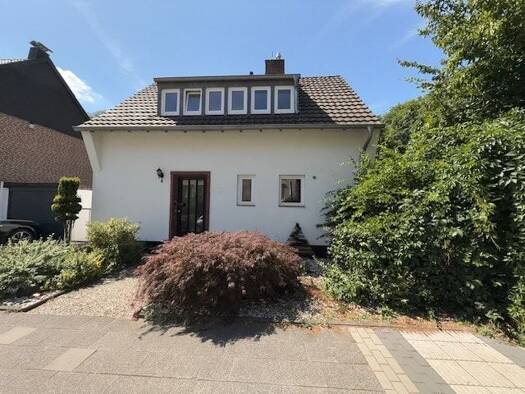 Einfamilienhaus zum Kauf 299.999 € 4,5 Zimmer 90 m² 428 m² Grundstück Geldern Geldern 47608