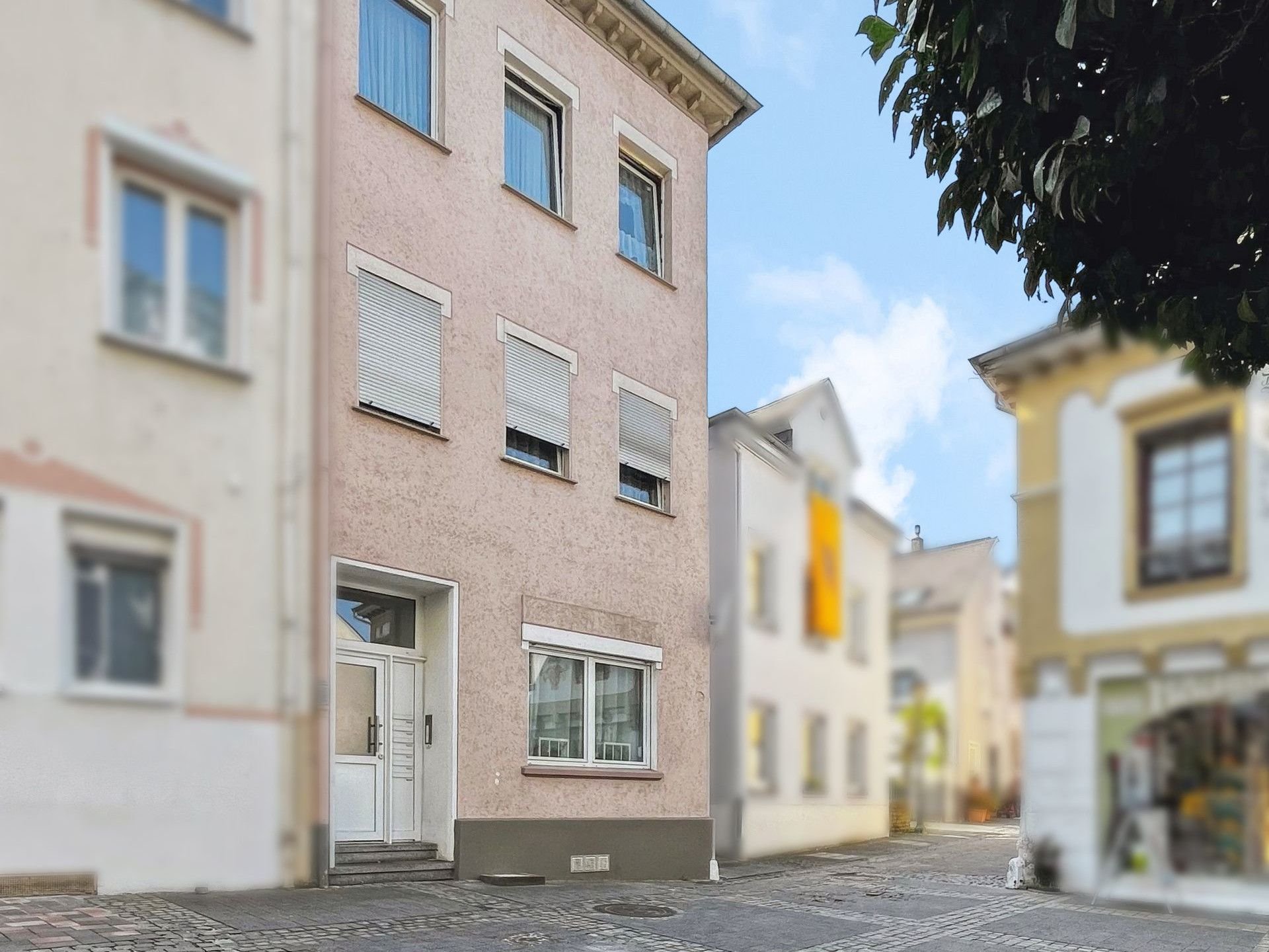 Mehrfamilienhaus zum Kauf 220.000 € 13 Zimmer 300 m²<br/>Wohnfläche 117 m²<br/>Grundstück Boppard Boppard 56154