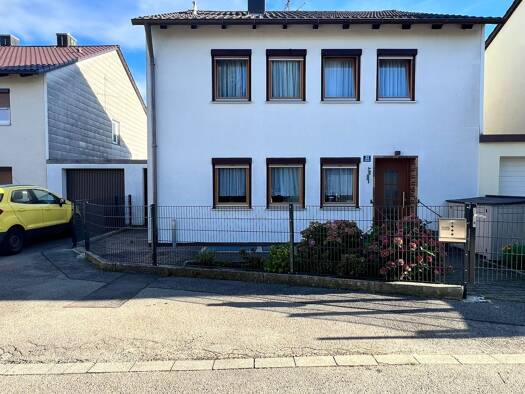 Einfamilienhaus zum Kauf provisionsfrei 480.000 € 7 Zimmer 130 m² 349 m² Grundstück Lisztstraße 22 Geisenhausen 84144
