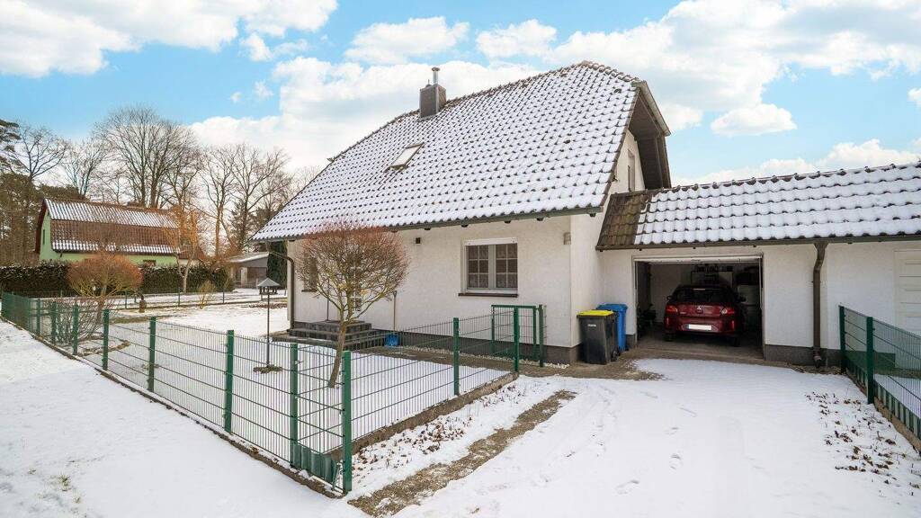 Einfamilienhaus zum Kauf 395.000 € 4 Zimmer 118,5 m² 889 m² Grundstück Rehfelde 15345