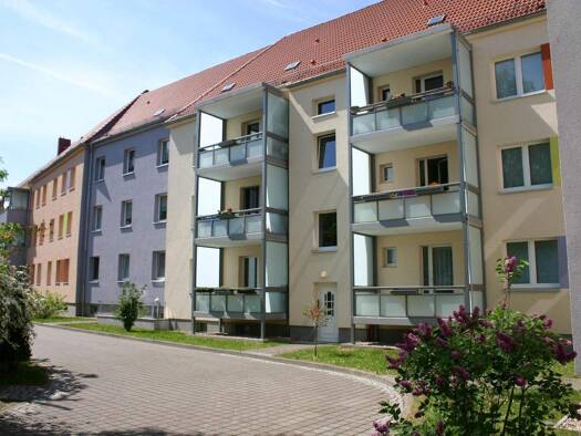 Wohnung zur Miete 582 € 3 Zimmer 72,7 m² 2. Geschoss frei ab 01.05.2026 Klostergraben 107 Leipziger Str. Magdeburg 39120