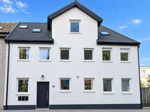 Haus zum Kauf 570.000 € 8 Zimmer 201 m² 163 m² Grundstück Holzminden Holzminden 37603