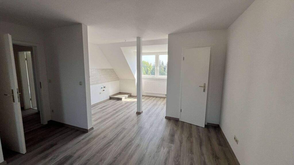 Wohnung zur Miete 398 € 2 Zimmer 54 m² 3. Geschoss Neukirchen BORNA-Neukirchen 04552