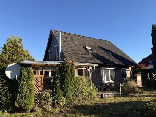 Einfamilienhaus zum Kauf 450.000 € 4,5 Zimmer 117 m² 752 m² Grundstück frei ab sofort Schwarzenbek 21493