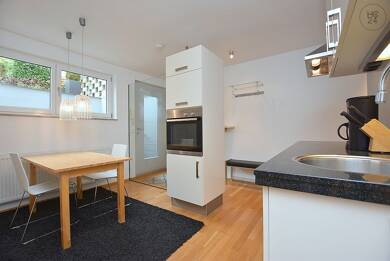 Wohnung zur Miete Wohnen auf Zeit 995 € 2 Zimmer 50 m² frei ab sofort Freiberg Stuttgart 70437