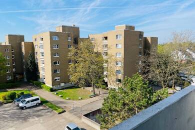 Wohnung zur Miete nur mit Wohnberechtigungsschein 376 € 3 Zimmer 77,6 m² 5. Geschoss Von-Weber-Str. 5 Herzogenaurach Herzogenaurach 91074