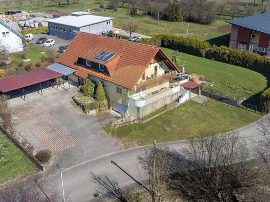 Wohnung zum Kauf 295.000 € 4 Zimmer 147,6 m² EG Lauf 77886