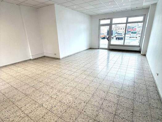 Laden zur Miete provisionsfrei 375 € 1 Zimmer 56,4 m² Verkaufsfläche Mittelstraße 11 Bad Köstritz 07586