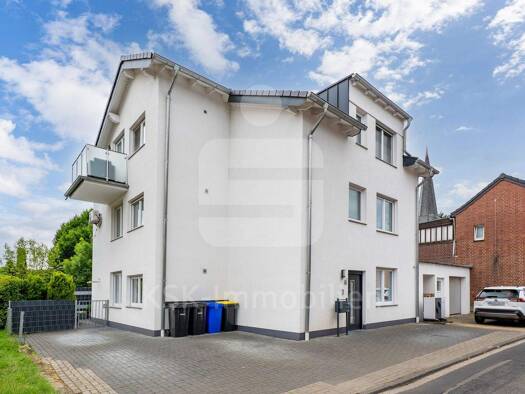 Mehrfamilienhaus zum Kauf 699.000 € 9 Zimmer 239 m² 352 m² Grundstück Dirmerzheim Erftstadt / Dirmerzheim 50374