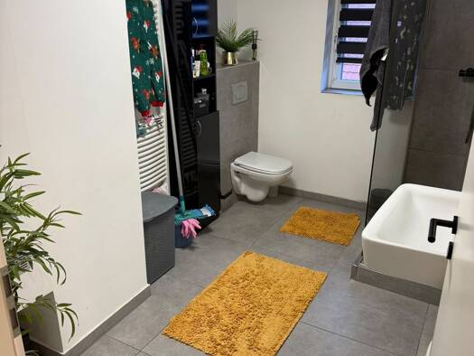 Wohnung zur Miete 1.200 € 4 Zimmer 85 m² Geschoss EG/2 frei ab 01.12.2026 Kronach Fürth 90765
