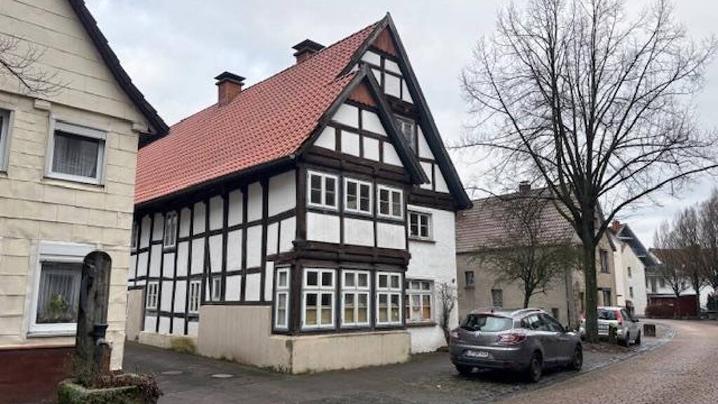 Einfamilienhaus zum Kauf 100.000 € 8 Zimmer 190 m² 404 m² Grundstück Horn Horn-Bad Meinberg 32805