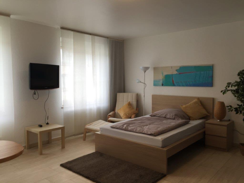 Wohnung zur Miete Wohnen auf Zeit 1.273 € 1 Zimmer 34 m²<br/>Wohnfläche 01.02.2025<br/>Verfügbarkeit Kapellstraße Pempelfort Düsseldorf 40479