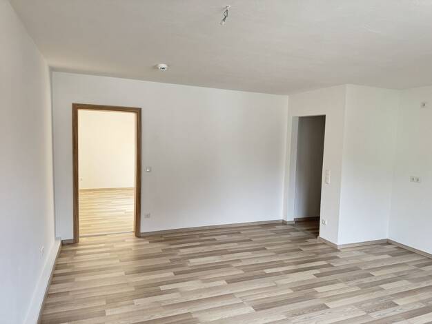 Wohnung zur Miete 635 € 2 Zimmer 51,9 m² 1. Geschoss Weisendorf 91085