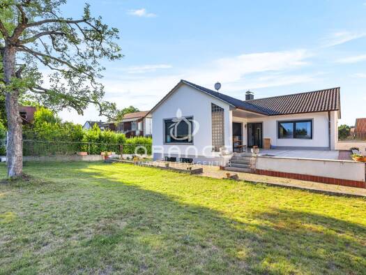 Einfamilienhaus zum Kauf 598.800 € 6 Zimmer 254 m² 867 m² Grundstück Schwandorf 92421