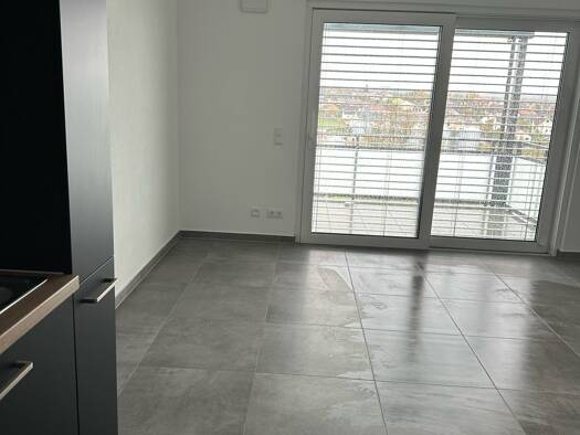 Wohnung zur Miete 650 € 2,5 Zimmer 56 m² Geschoss 2/2 frei ab 15.01.2026 Edelsfeld 92265