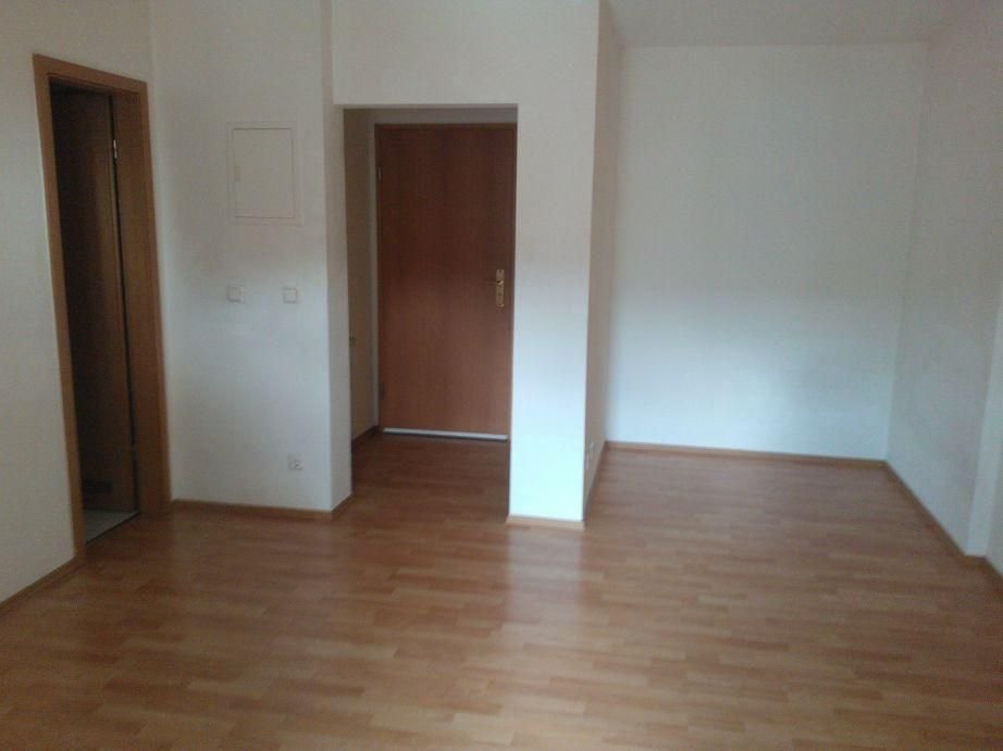 Wohnung zur Miete 200 € 1 Zimmer 34 m²<br/>Wohnfläche Leipziger Straße 104 Nordvorstadt 152 Zwickau 08058