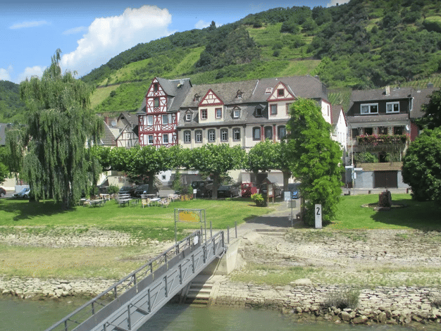 Hotel zum Kauf 650.000 € 13 Zimmer 365 m² Gastrofläche 190 m² Grundstück Leutesdorf 56599