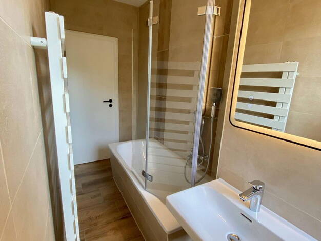 Wohnung zum Kauf provisionsfrei 80.000 € 2 Zimmer 46,7 m² 4. Geschoss Friedrich-Staude-Straße 52 Marienthal Zwickau 08060