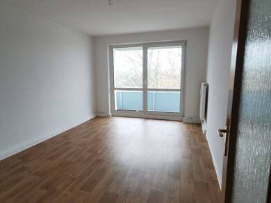 Wohnung zur Miete 333 € 3 Zimmer 57,1 m² 3. Geschoss frei ab 01.09.2025 Unterrißdorfer Straße 75 Lutherstadt Eisleben Lutherstadt Eisleben 06295